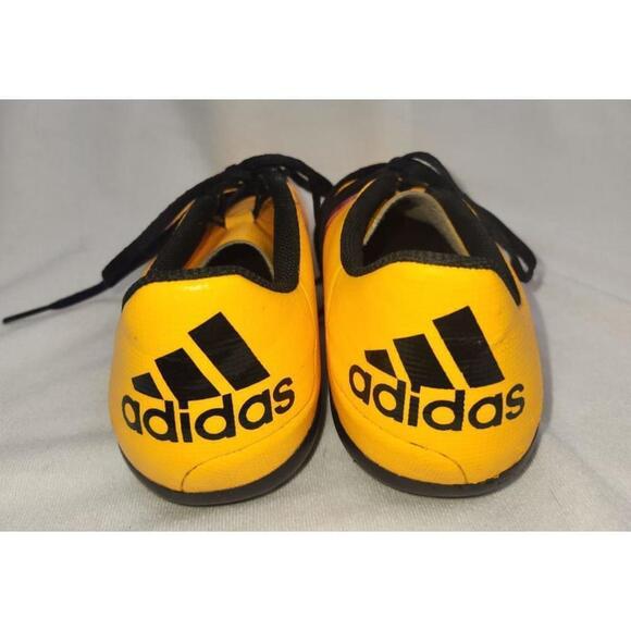 Adidas | Soccer Cleats | Size 6 - Picture 4 of 7